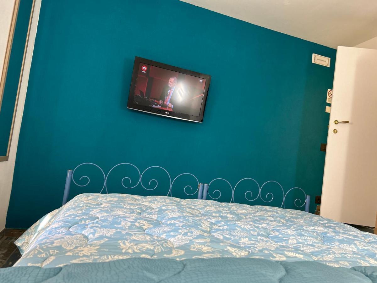 Castel Di Sangro Suite Apartment Exterior photo